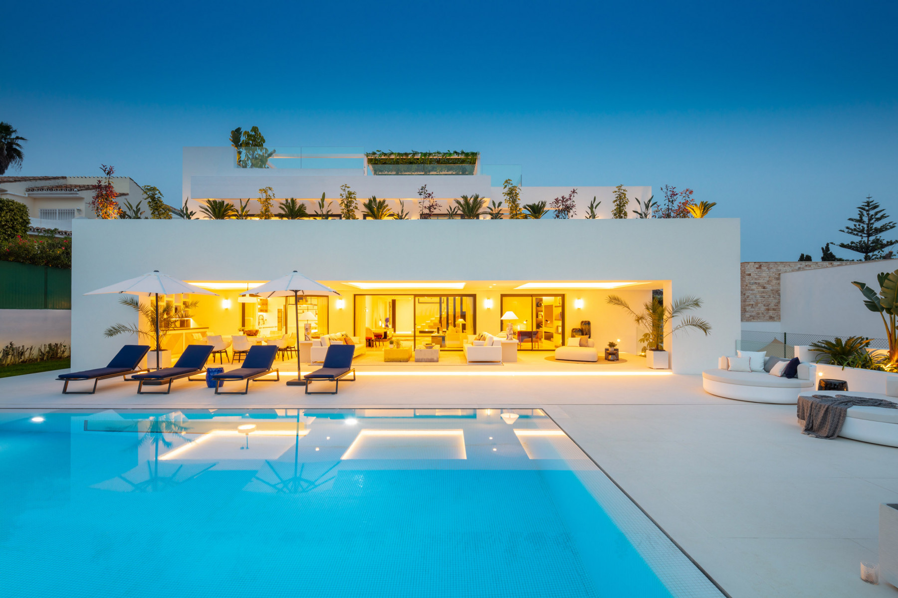 Modern villa in the Golf Valley of Nueva Andalucia, Marbella