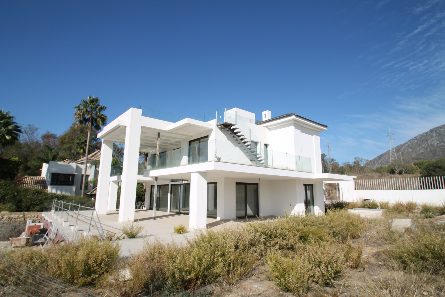 Brand new contemporary villa almost finished on Marbella’s Golden Mile